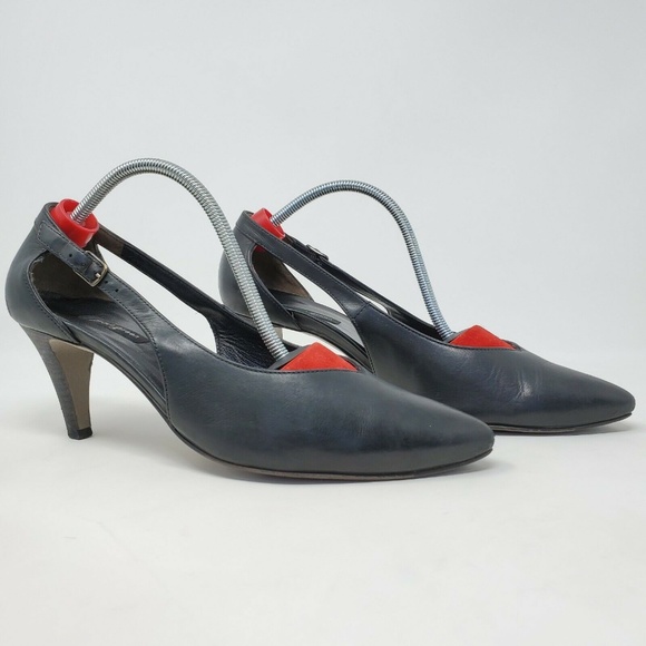 Paul Green Shoes - Paul Green cut out Black Leather Pumps